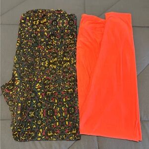 Pair of TC LuLaRoe Leggings